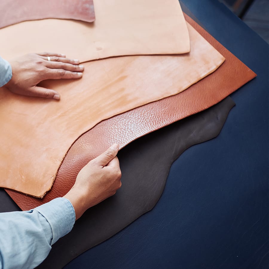 craftsman choosing leather SR4MJDNa