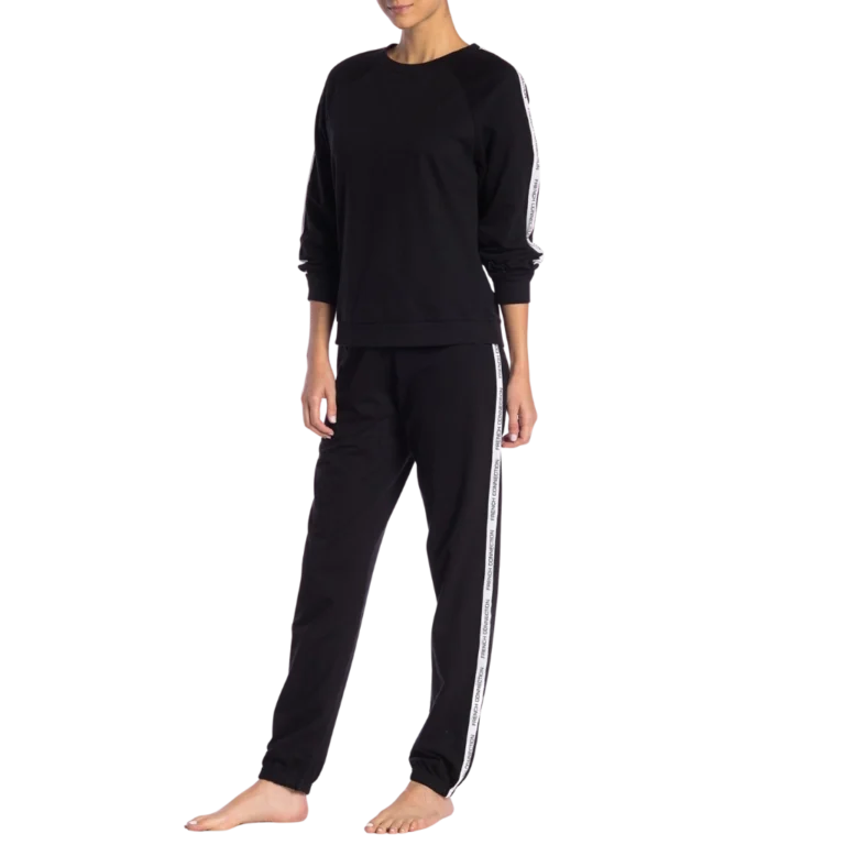 a woman in black tracksuit